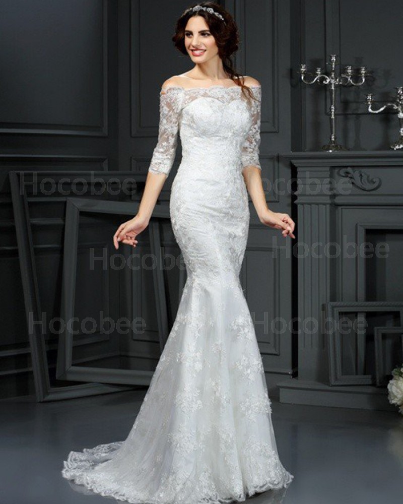 Ball Gown Bateau Neck Lace Appliqued Wedding Dress with Half Length Sleeves WD2066