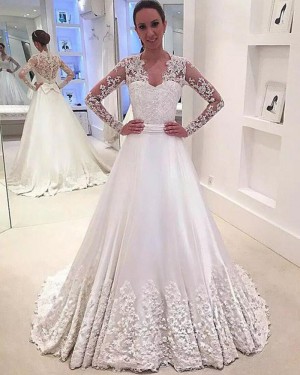 Satin White Queen Anne 3D Flower Wedding Dress with Long Sleeves WD2076