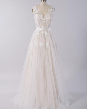 Champagne Lace Appliqued V-neck A-line Tulle Wedding Dress WD2120