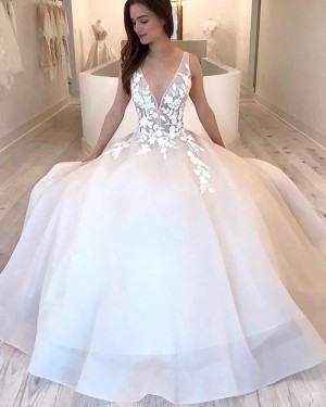 White Tulle Strapless V-neck Wedding Dress WD2342