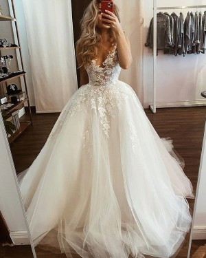 Tulle White V-neck Lace Applique Wedding Dress WD2435